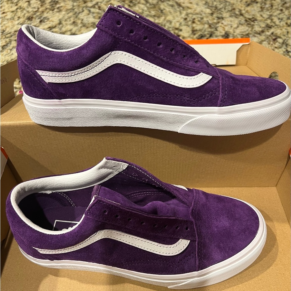 Vans- Mens 7 Womens 8.5